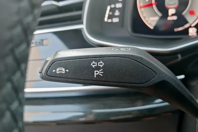 Audi Q8 din 2021 cu 62.000 km - oferta AUD187293 - foto 28