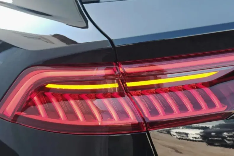 Audi Q8 din 2021 cu 62.000 km - oferta AUD187293 - foto 36