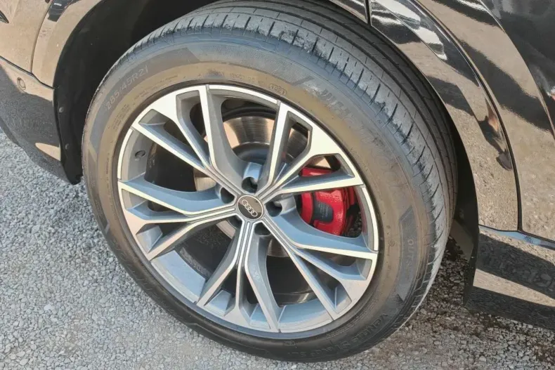 Audi Q8 din 2021 cu 62.000 km - oferta AUD187293 - foto 37