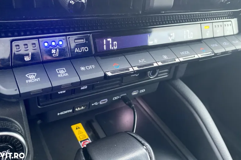 Toyota Land Cruiser din 2024 cu 56.500 km - oferta TOY187294 - foto 18