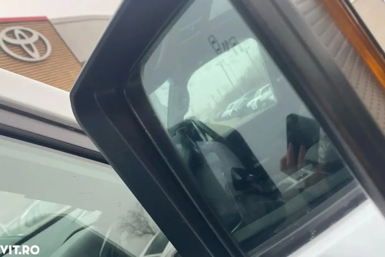 Toyota Land Cruiser din 2024 cu 56.500 km - oferta TOY187294 - foto 25