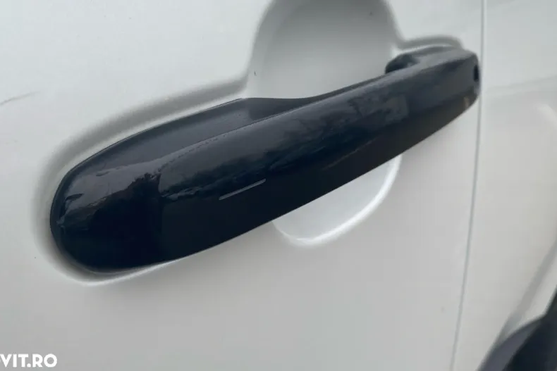 Toyota Land Cruiser din 2024 cu 56.500 km - oferta TOY187294 - foto 27