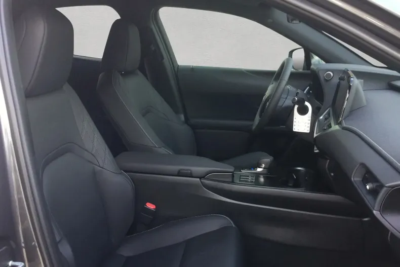 Lexus UX din 2025 cu 10 km - oferta LEX187296 - foto 12