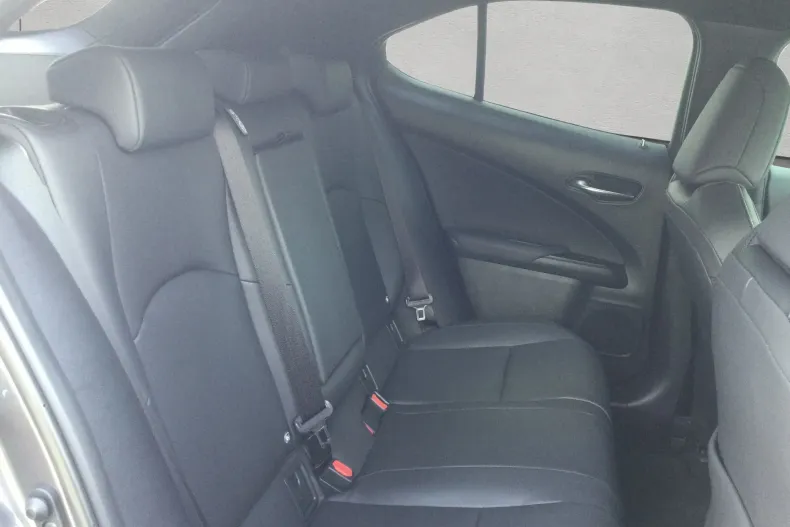 Lexus UX din 2025 cu 10 km - oferta LEX187296 - foto 14