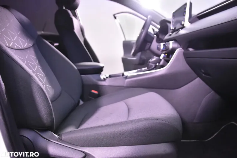 Toyota RAV4 din 2022 cu 50.451 km - oferta TOY187303 - foto 11