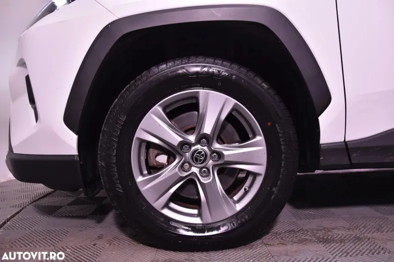 Toyota RAV4 din 2022 cu 50.451 km - oferta TOY187303 - foto 12