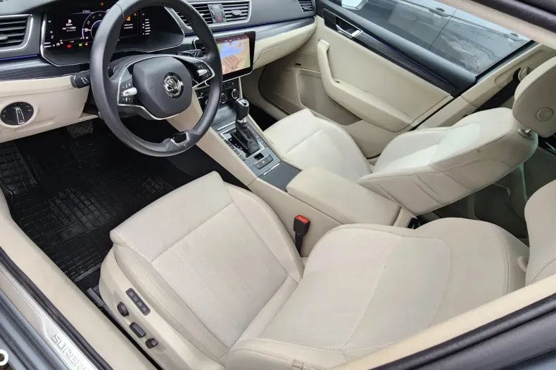 Skoda Superb din 2021 cu 34.000 km - oferta SKO187309 - foto 5