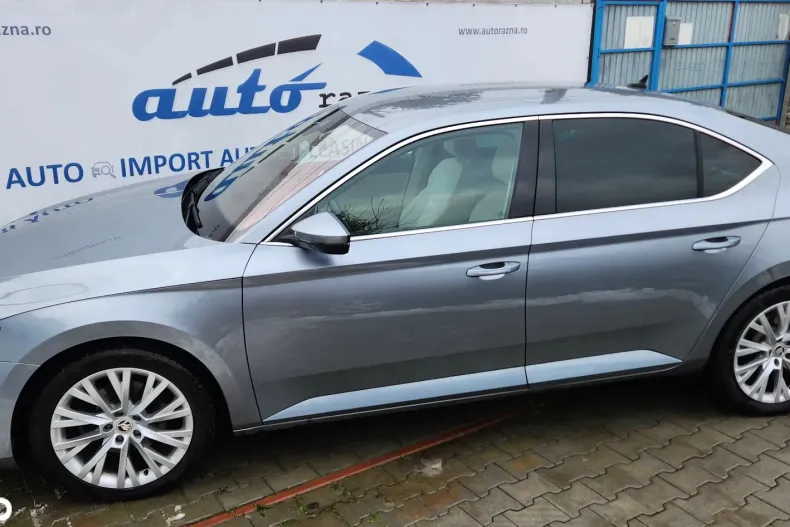 Skoda Superb din 2021 cu 34.000 km - oferta SKO187309 - foto 26