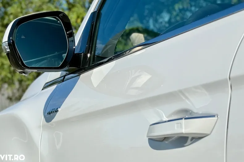 KGM Rexton din 2025 cu 9 km - oferta KGM187315 - foto 9