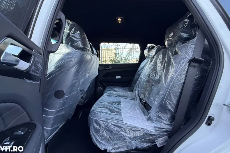 KGM Rexton din 2025 cu 9 km - oferta KGM187315 - foto 19