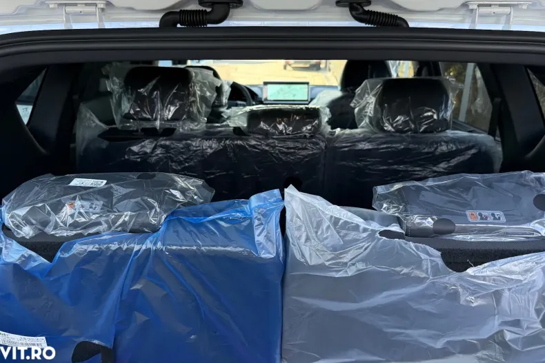 KGM Rexton din 2025 cu 9 km - oferta KGM187315 - foto 21