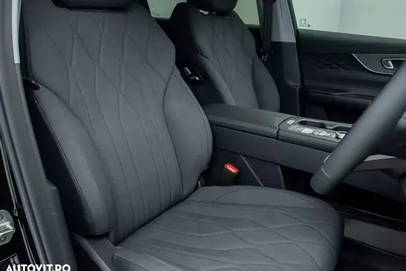 Chery Tiggo 8 din 2025 cu 10 km - oferta CHE187321 - foto 12