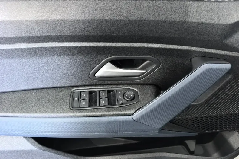 Dacia Duster din 2025 cu 4.329 km - oferta DAC187323 - foto 7