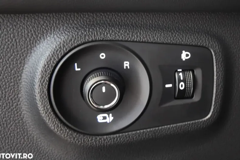 MG ZS EV din 2023 cu 11.200 km - oferta MG0187329 - foto 24