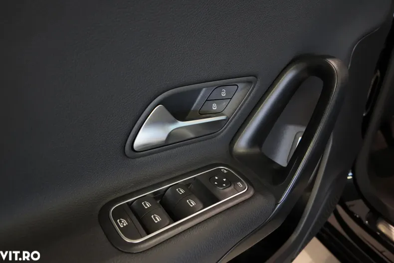 Mercedes-Benz A 250 (Clasa A) din 2022 cu 81.500 km - oferta MER187334 - foto 20