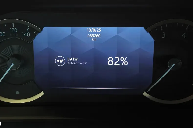 Land Rover Discovery Sport din 2022 cu 39.300 km - oferta LAN187338 - foto 24