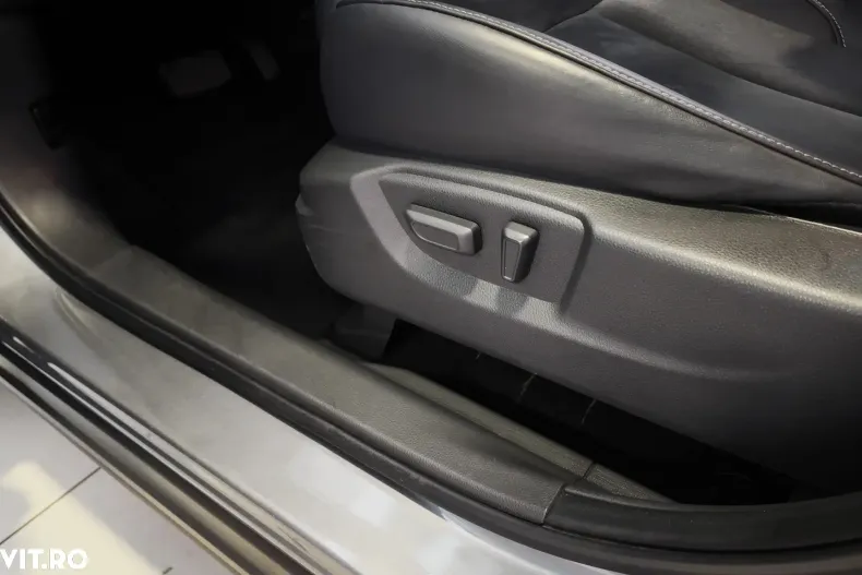 Mitsubishi Eclipse Cross din 2023 cu 33.100 km - oferta MIT187342 - foto 14