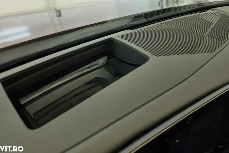 BMW i5 (Seria i) din 2024 cu 25.500 km - oferta BMW187353 - foto 15