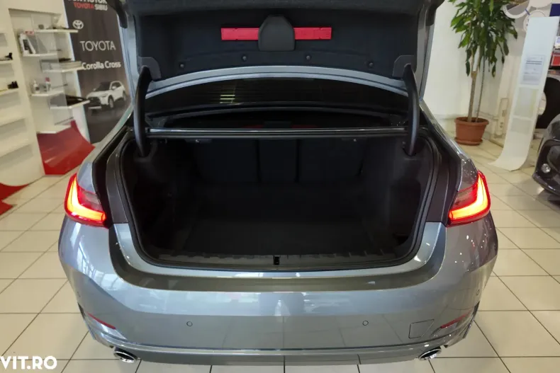 BMW Seria 3 din 2024 cu 7.800 km - oferta BMW187354 - foto 34