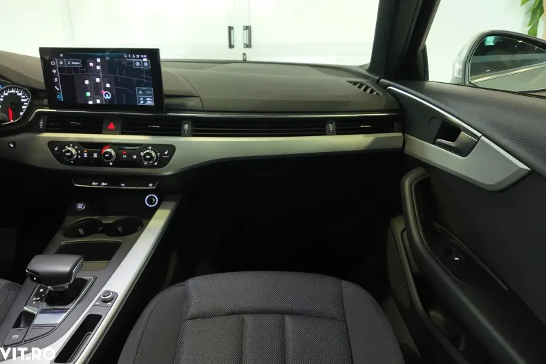 Audi A4 din 2020 cu 136.200 km - oferta AUD187359 - foto 16