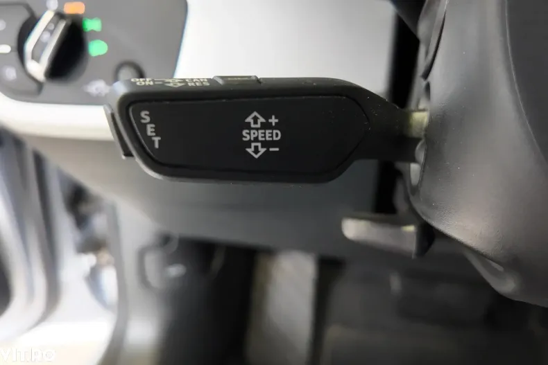 Audi A4 din 2020 cu 136.200 km - oferta AUD187359 - foto 20