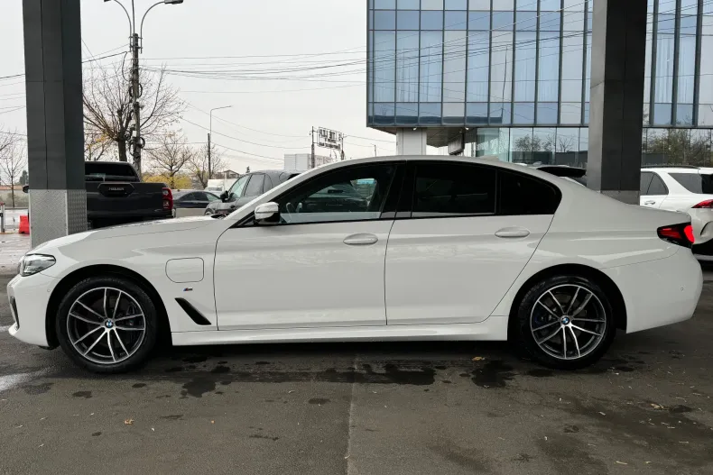 BMW Seria 5 din 2020 cu 78.528 km - oferta BMW187364 - foto 8