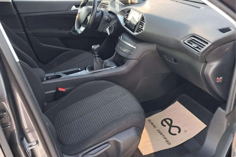 Peugeot 308 din 2020 cu 97.944 km - oferta PEU187367 - foto 6