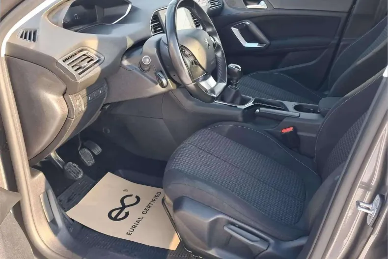 Peugeot 308 din 2020 cu 97.944 km - oferta PEU187367 - foto 7