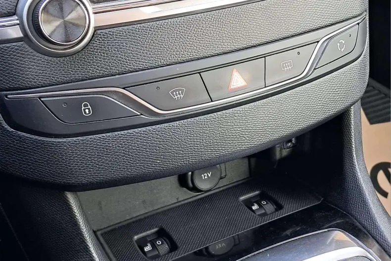 Peugeot 308 din 2020 cu 97.944 km - oferta PEU187367 - foto 13