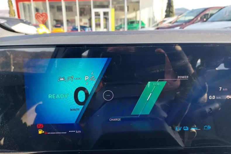 Renault Austral din 2024 cu 7 km - oferta REN187399 - foto 7