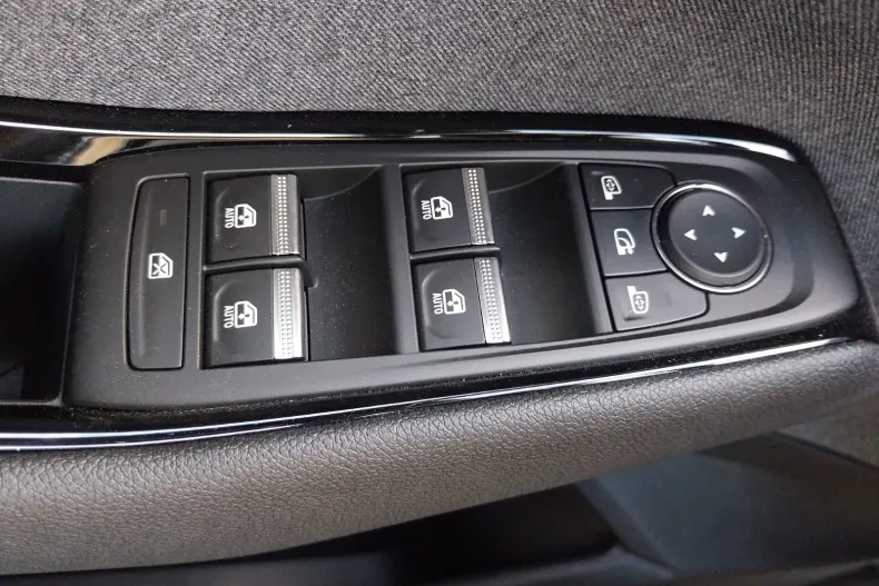 Renault Austral din 2024 cu 12 km - oferta REN187400 - foto 9