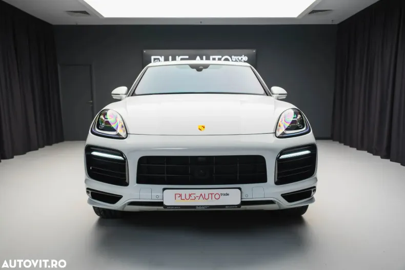 Porsche Cayenne din 2023 cu 68.302 km - oferta POR187408 - foto 2