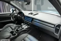 Porsche Cayenne din 2023 cu 68.302 km - oferta POR187408 - foto 17