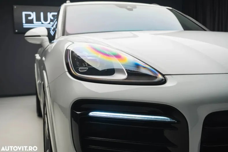 Porsche Cayenne din 2023 cu 68.302 km - oferta POR187408 - foto 29