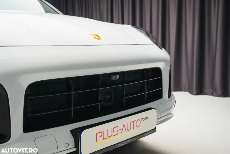 Porsche Cayenne din 2023 cu 68.302 km - oferta POR187408 - foto 30