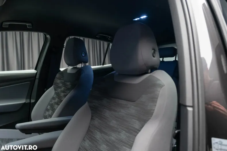 Volkswagen ID.4 din 2021 cu 54.075 km - oferta VOL187409 - foto 8