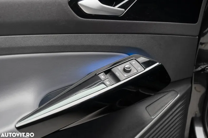 Volkswagen ID.4 din 2021 cu 54.075 km - oferta VOL187409 - foto 32