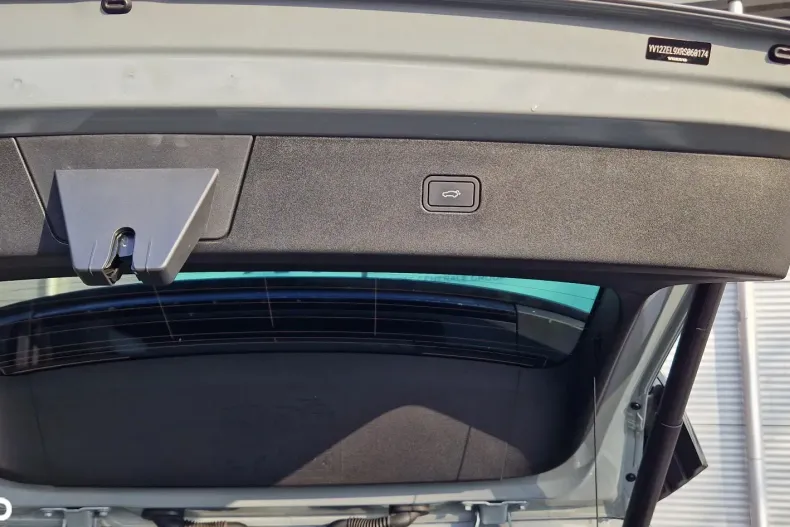 Volvo EX30 din 2024 cu 6.227 km - oferta VOL187420 - foto 12