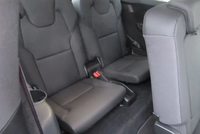 Volvo XC90 din 2025 cu 9.300 km - oferta VOL187422 - foto 22