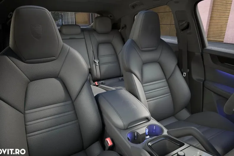 Porsche Cayenne din 2025 cu 5.999 km - oferta POR187424 - foto 4