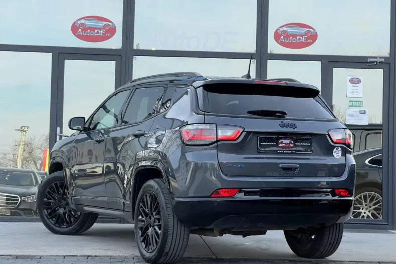 Jeep Compass din 2023 cu 89.516 km - oferta JEE187425 - foto 3