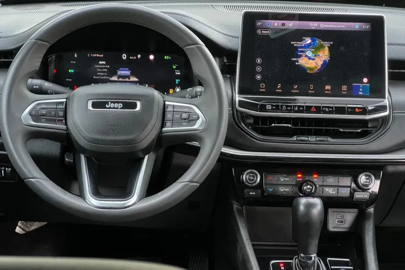 Jeep Compass din 2023 cu 89.516 km - oferta JEE187425 - foto 9