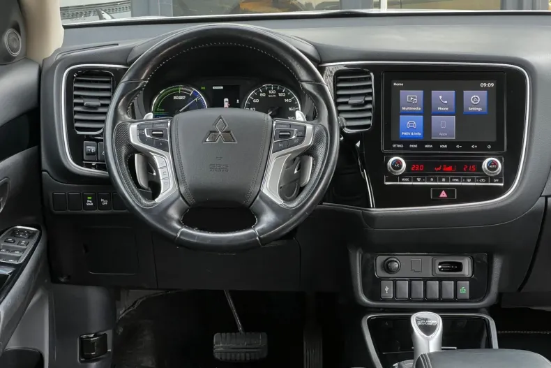 Mitsubishi Outlander din 2020 cu 131.685 km - oferta MIT187426 - foto 9