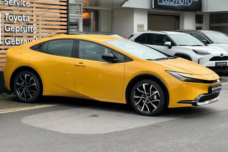 Toyota Prius din 2023 cu 59.000 km - oferta TOY187429 - foto 3