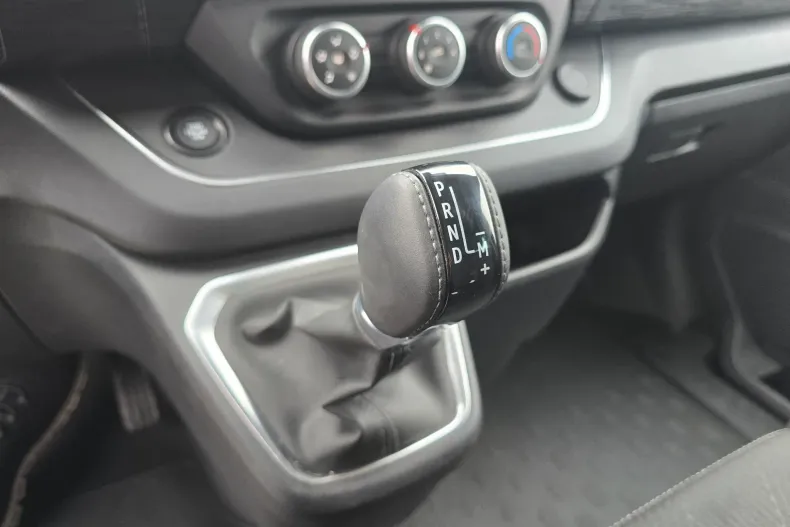 Renault Trafic din 2024 cu 25.000 km - oferta REN187430 - foto 12