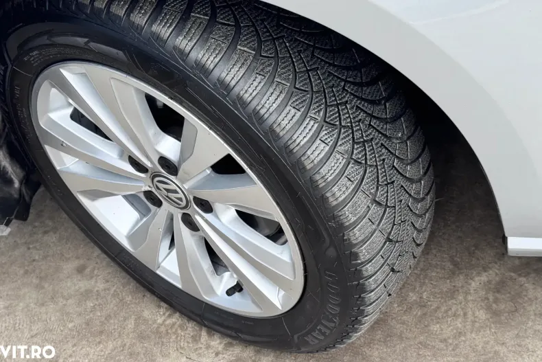 Volkswagen Golf din 2020 cu 171.000 km - oferta VOL187431 - foto 31