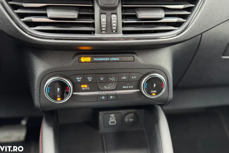 Ford Kuga din 2023 cu 150.000 km - oferta FOR187432 - foto 17