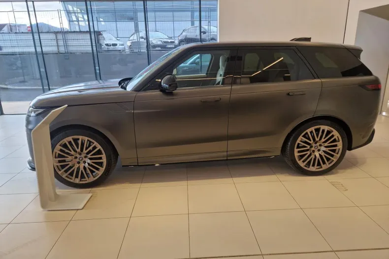Land Rover Range Rover Sport din 2025 cu 800 km - oferta LAN187444 - foto 5