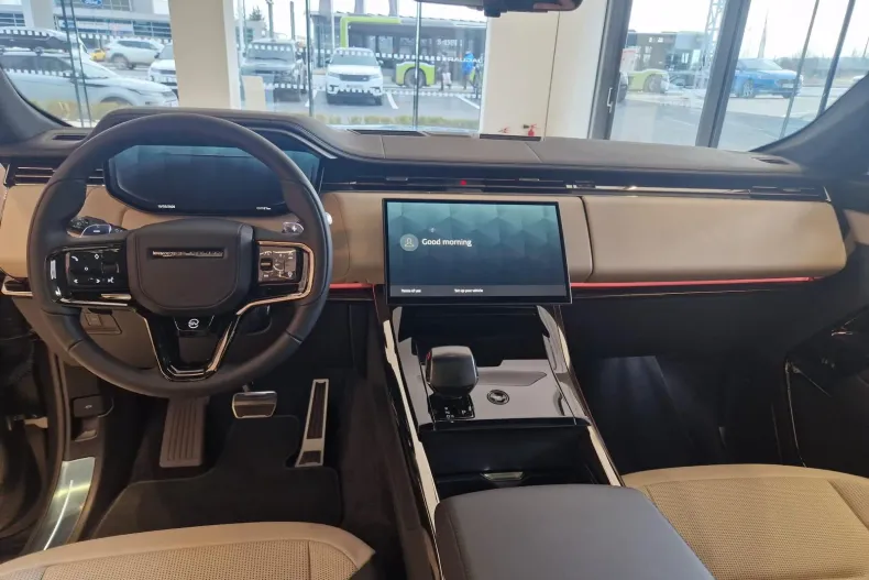 Land Rover Range Rover Sport din 2025 cu 800 km - oferta LAN187444 - foto 8