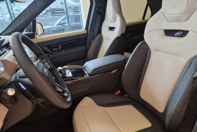 Land Rover Range Rover Sport din 2025 cu 800 km - oferta LAN187444 - foto 10